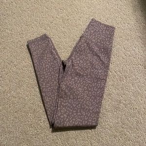 Aerie Purple Leopard Print Leggings Size XS